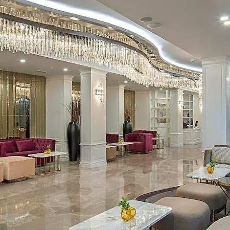 Blue Marlin Deluxe & 5*