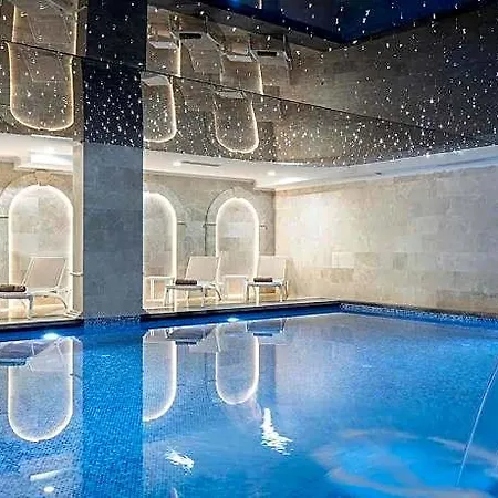 Blue Marlin Deluxe & Hotel 5*