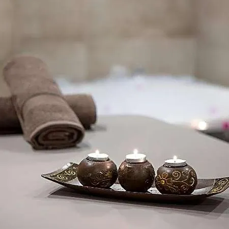 Hotel Blue Marlin Deluxe & Odaonu